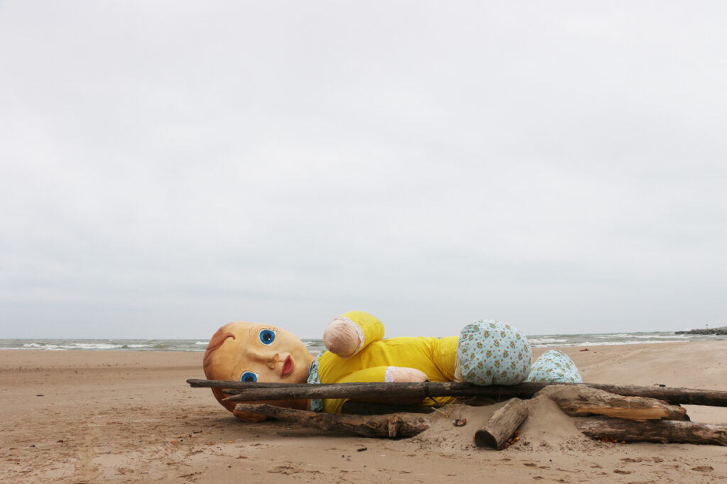 Field Doll - Beach